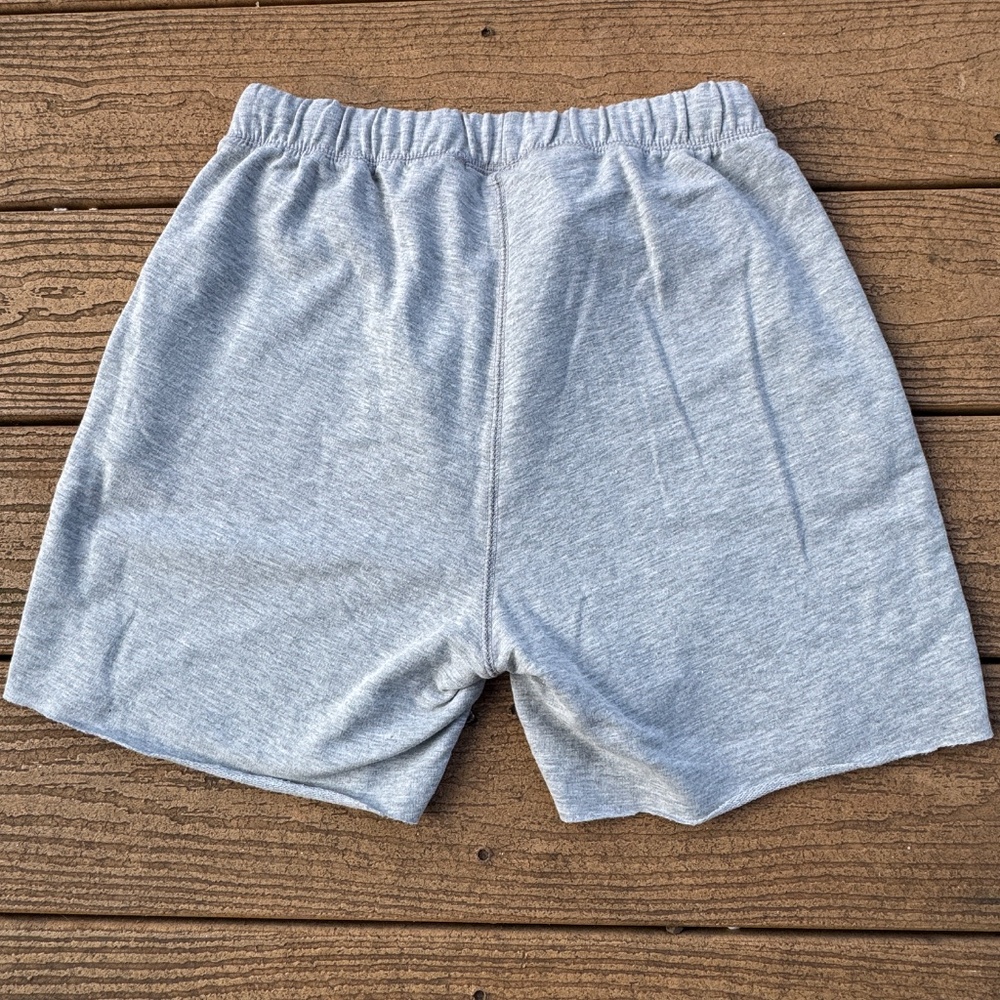 University of Hawaii Custom made patchwork shorts medium - Picture 2 of 2